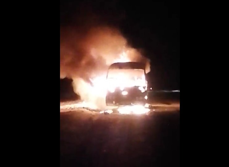 На трассе в Башкирии сгорел пассажирский автобус