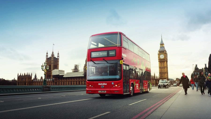 В лондонском транспорте запретили рекламу фастфуда 