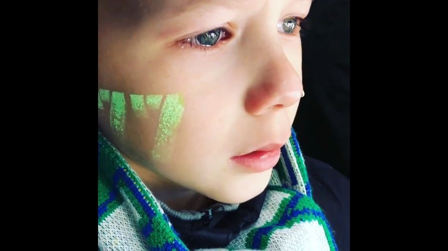 В Уфе мальчик расплакался из-за проигрыша «Салавата Юлаева» – Видео