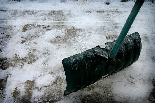 Мэрия Уфы опубликовала график очистки дворов на февраль