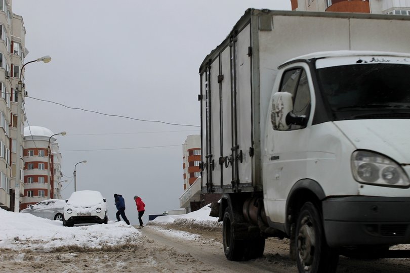 После выпавшего снега начальник ГИБДД Башкирии обратился к водителям 
