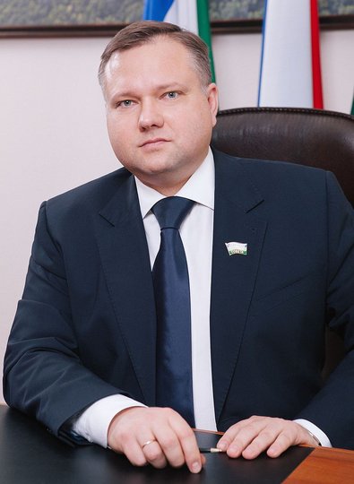 Евгений Семивеличенко будет заниматься в Курултае финансовыми вопросами