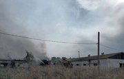 В Уфимском районе загорелись сухая трава и кровля здания