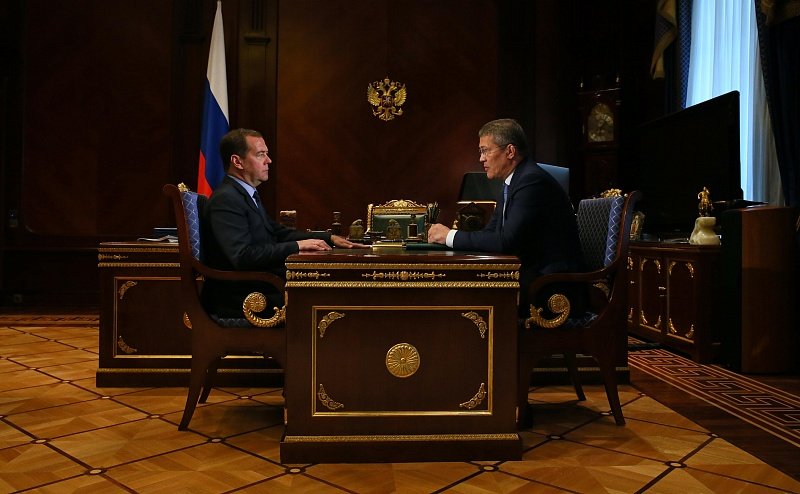 Радий Хабиров встретился с Дмитрием Медведевым
