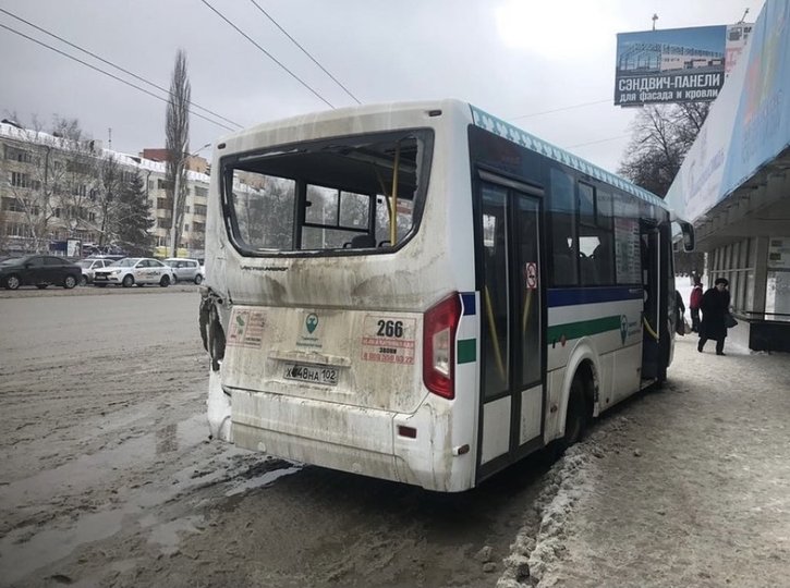 В ГИБДД Башкирии рассказали подробности аварии, произошедшей на «Спортивной» в Уфе 