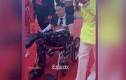 Моргенштерн приехал на премию «Муз-ТВ» в инвалидной коляске