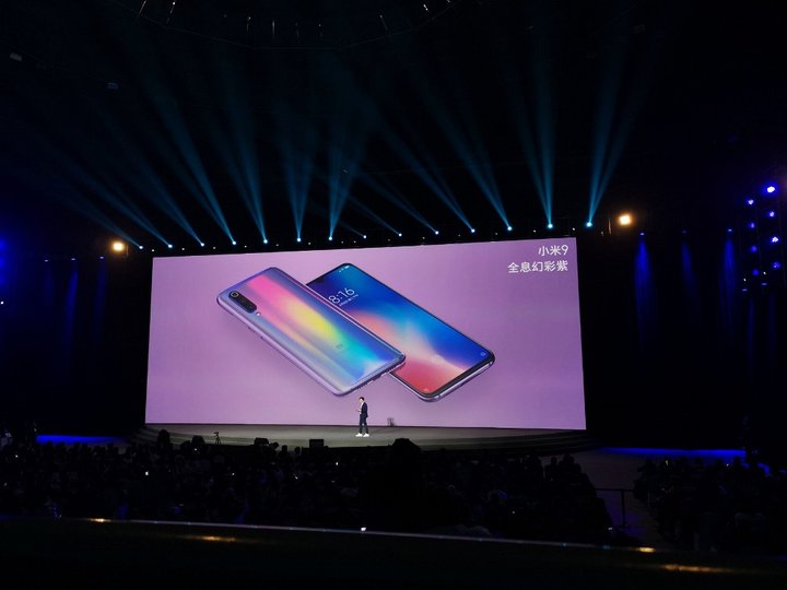 Новый флагман Xiaomi Mi 9 представлен официально