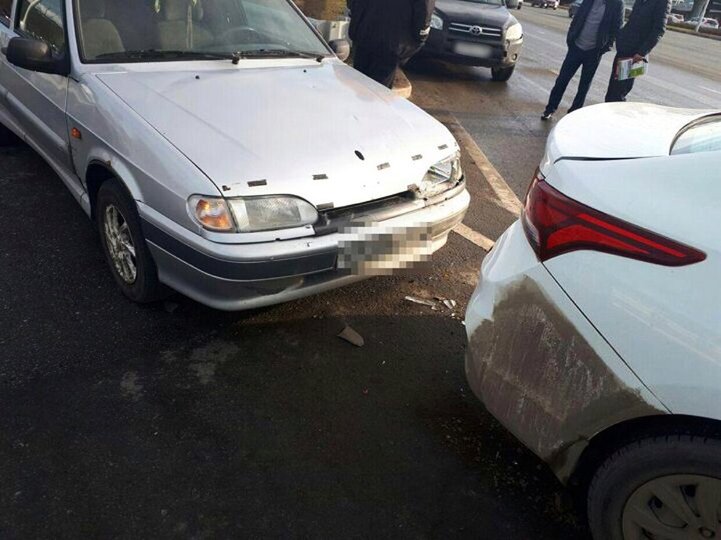 В Уфе девушка пострадала при столкновении ВАЗ и Hyundai