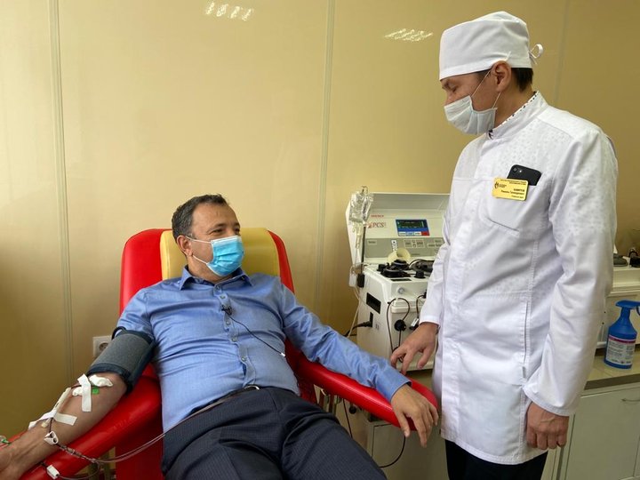 Вице-спикер Курултая опять стал донором плазмы крови 
