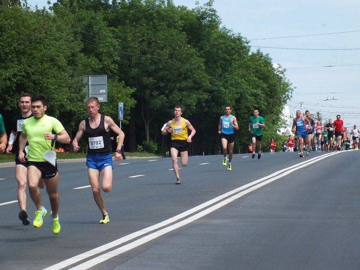 Уфимцы пробежали «Зеленый марафон» 