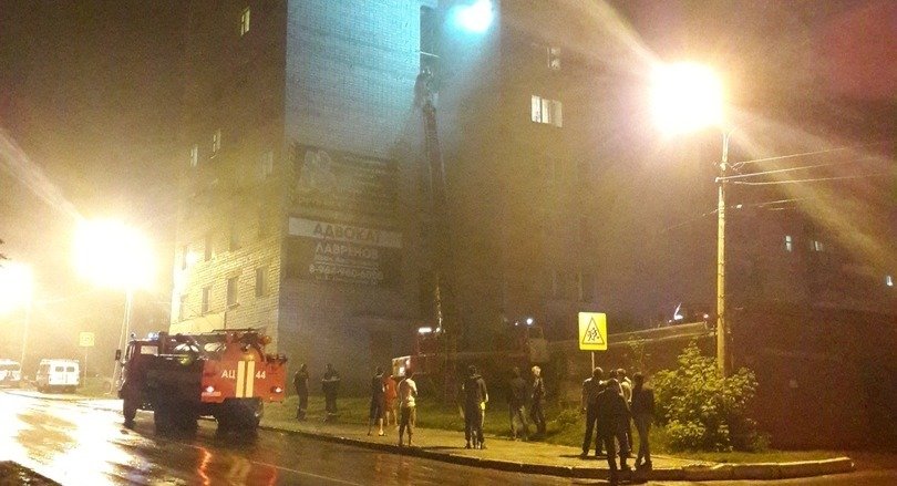 Ночью в Башкирии горело общежитие – В здании находились маленькие дети