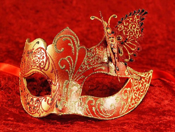 Башкирский спектакль «Зулейха открывает глаза» заявлен в шести номинациях Премии «Золотая маска»