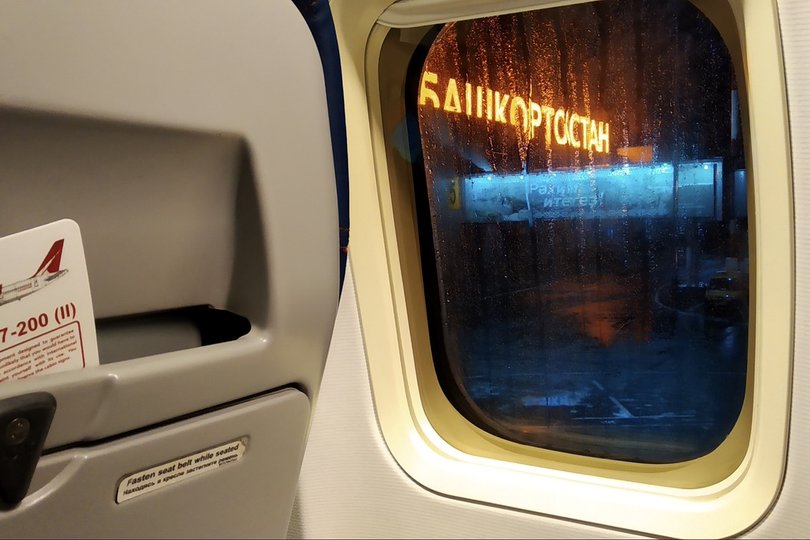 Врач РКБ Куватова сообщил, чем опасны путешествия на самолётах во время пандемии