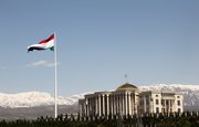 Рустэм Хамитов предложил развивать культурное сотрудничество с Таджикистаном