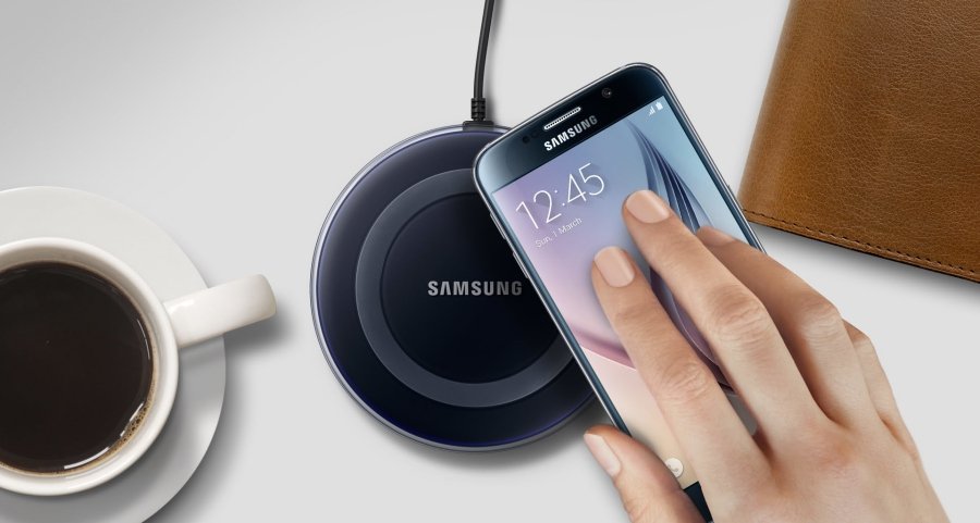 Новая беспроводная зарядка Samsung сможет зарядить сразу два устройства одновременно
