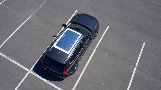 Volvo выпускает кроссовер XC60 с опцией, позволяющей наблюдать за солнечным затмением