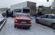 На трассе Уфа – Аэропорт в трёх ДТП столкнулись девять автомобилей