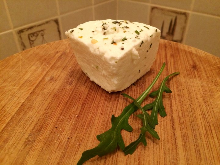 В Башкирии начали производить итальянский сыр кальята