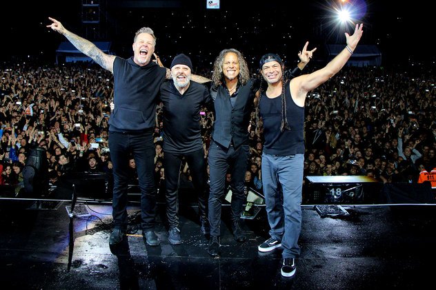 Metallica исполнила «Группу крови» на концерте в Москве