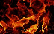 В Башкирии при пожаре на заводе пострадала женщина 