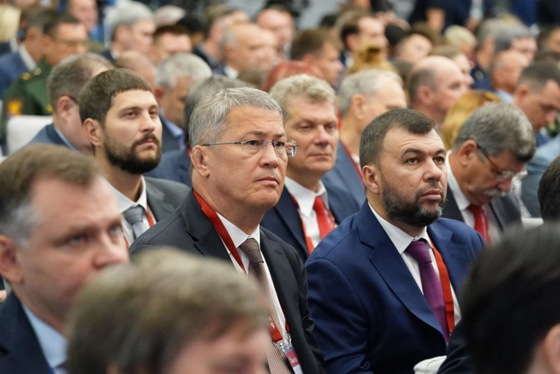 На форуме «Армия-2023» в Московской области Радий Хабиров встретил врио главы ДНР