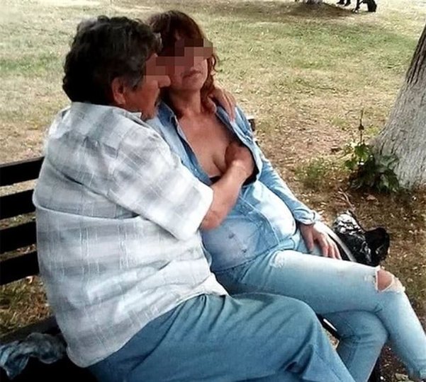 В Башкирии немолодую пару застукали за неприличными утехами в парке