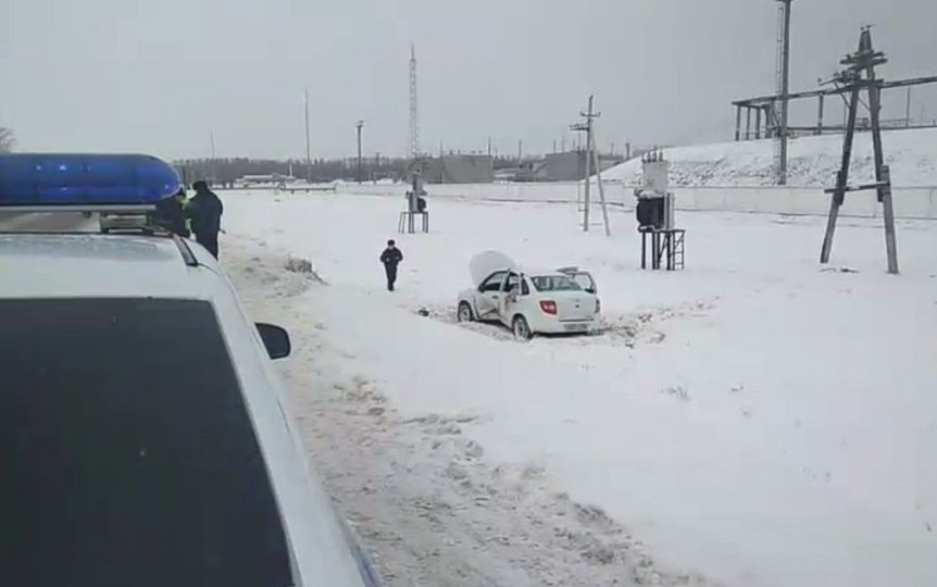 В Башкирии Lada вылетела в кювет, погибла пассажирка