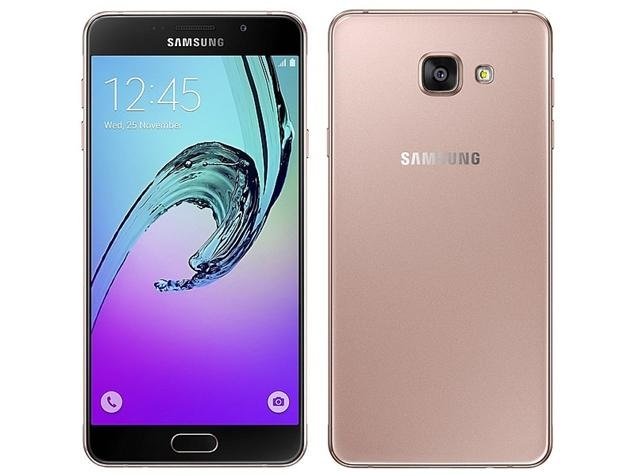Названа цена смартфона Samsung Galaxy A7 с тройной основной камерой 