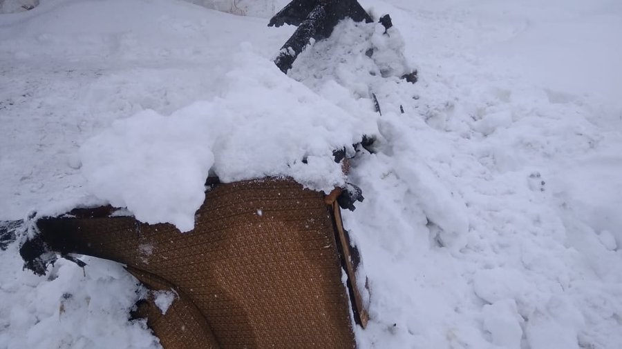 В Башкирии мужчина вынес горящий диван из дома и снова лёг спать