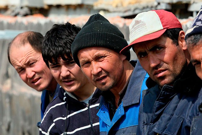 Житель Башкирии фиктивно прописал в квартире 57 мигрантов