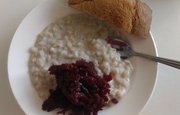 «В еде попался кусок стекла»: Жительница Башкирии пожаловалась на школьное питание дочери