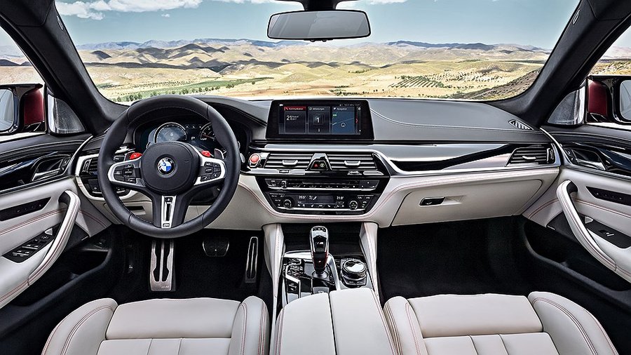 Объявлена российская стоимость нового BMW M5
