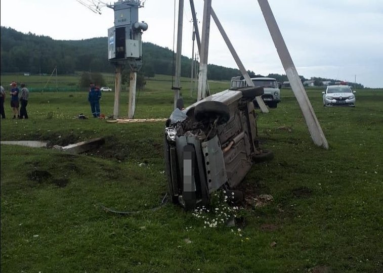 В Башкирии в ДТП погиб водитель Lada Kalina: Мужчине стало плохо за рулем