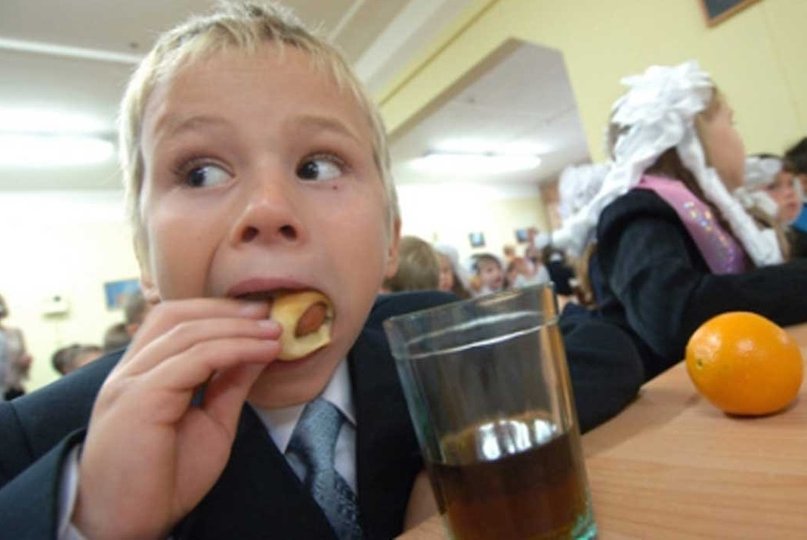 Администрация Уфы отчиталась о питании в школах