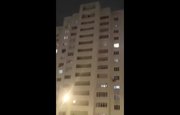 В Уфе на видео сняли прогуливающуюся по балкону экстремалку