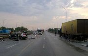 Страшная авария на трассе М5 под Уфой: легковушка залетела под фуру