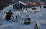 В Уфе начали добывать лед для новогодних городков