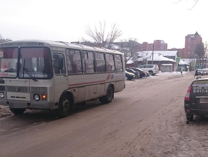 В Уфе женщина попала под колёса автобуса, пытаясь догнать его