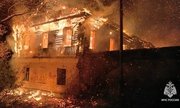 В Башкирии ночью сгорело огромное двухэтажное здание
