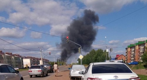 Погода в бирске на 10 дней. Пожар в Бирске. Пожар город Бирск. Мясокомбинат Уфа пожар.