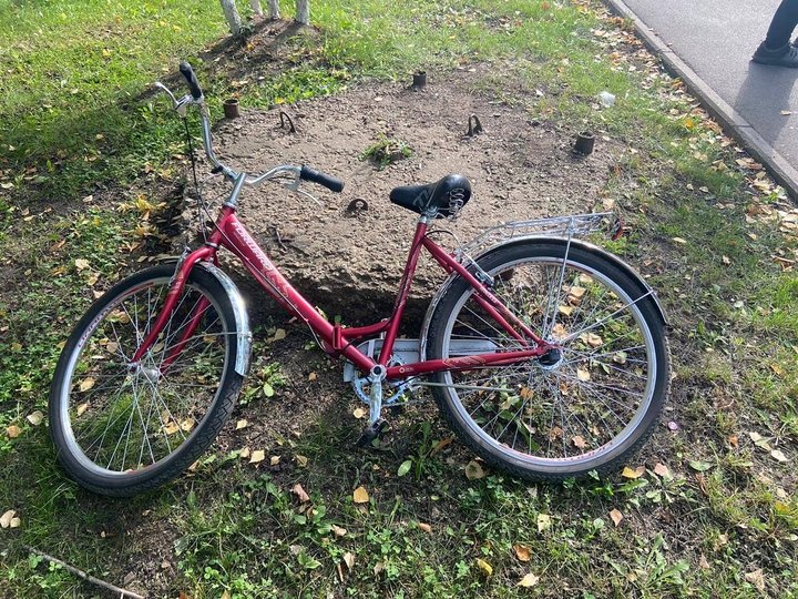 В Уфе кроссовер сбил 12-летнюю девочку на велосипеде