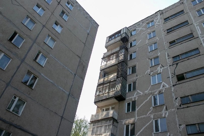 Уфимцы из скандально известной девятиэтажки живут в своем доме, рискуя жизнью