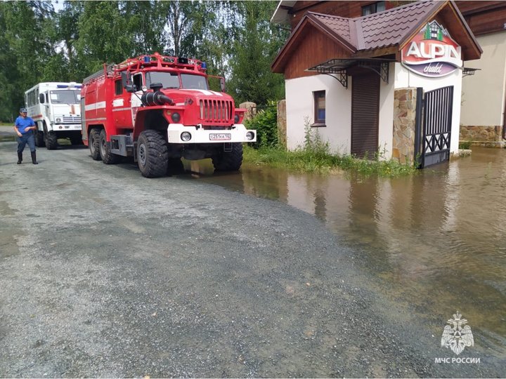 В Башкирии вывезли детей из гостиниц, которые могут быть затоплены в Новоабзаково