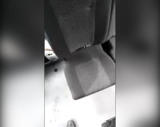 «Побежал, штаны все мокрые»: Разгневанный водитель снял видео о том, что наделал в маршрутке пьяный местный житель