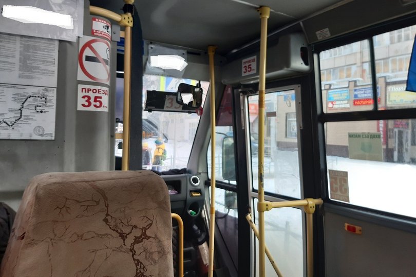 «Картой расплатиться нельзя» – Уфимские маршрутки выставляют неприятные требования к пассажирам