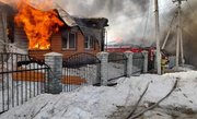В Белорецке огонь охватил два частных дома