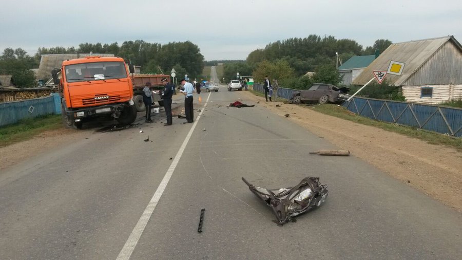 В Туймазинском районе в ДТП погибли два человека