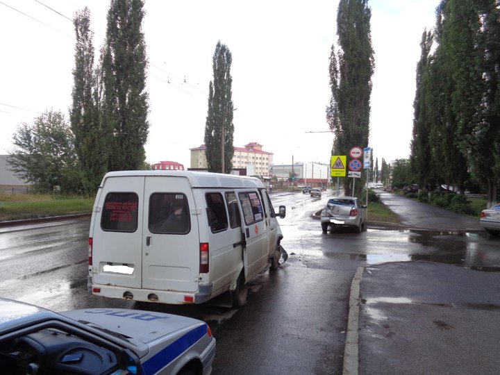 За выходные в Уфе в ДТП пострадали шестеро