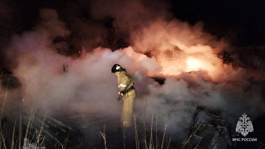 В Уфе в пожаре в садовом домике сгорел мужчина