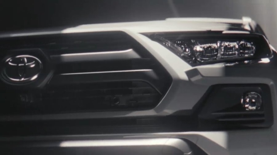 Toyota показала новый RAV4 на видео